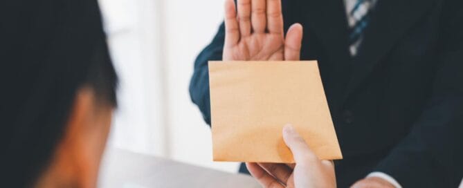 Appalto non genuino: inefficace il licenziamento da parte dell’appaltatore